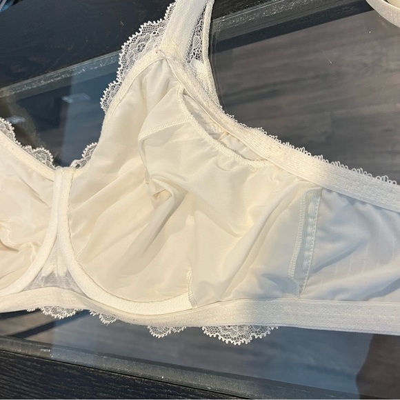 Amoena Aurelie Size 34D Wired Mastectomy Bra Lace & Gold Tone Detailing - Picture 15 of 15